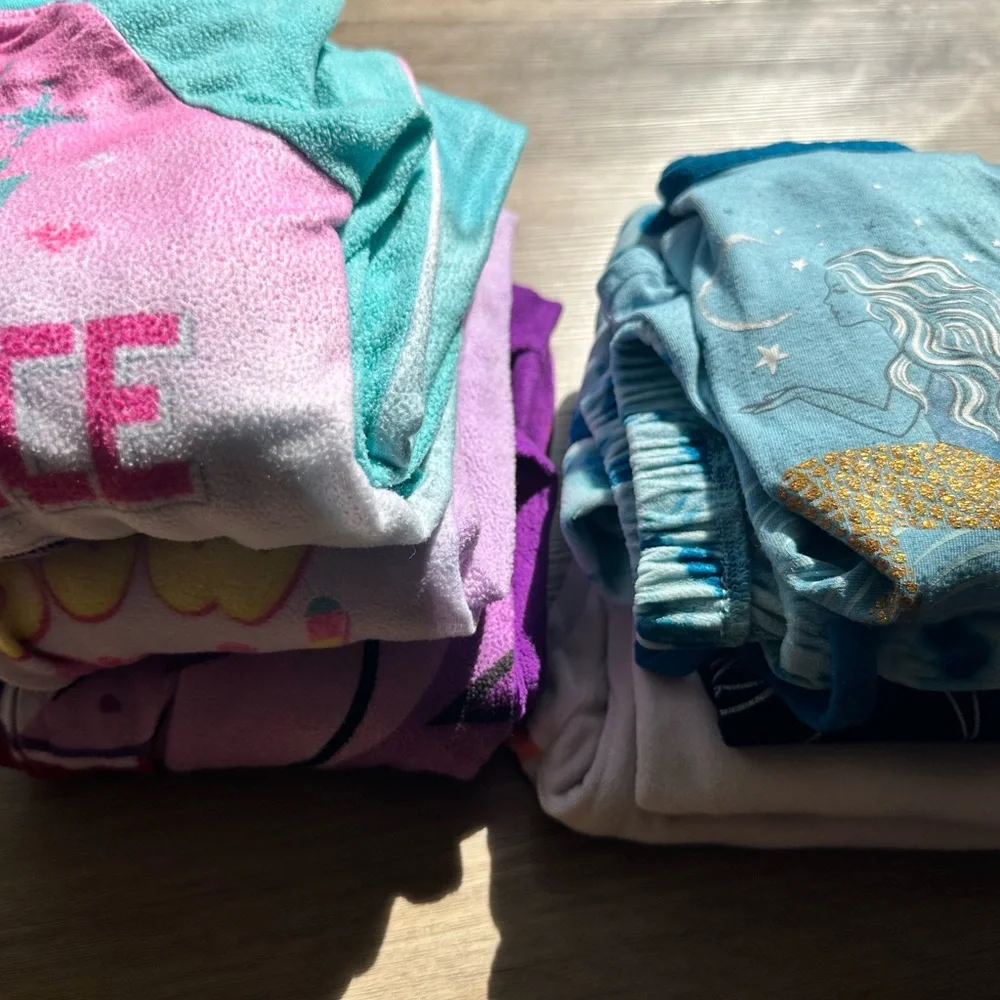 Daisy Black Velvet Kids Dress - Picture 11 of 15